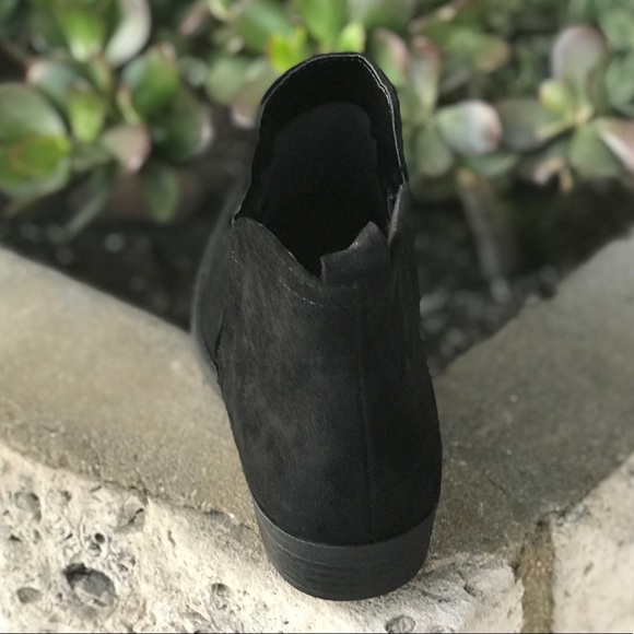City Classified Fx Suede Black Slip On Flat Bootie - Picture 4 of 5